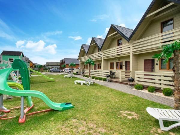 Holiday home Domki Pod Palmami Sarbinowo
